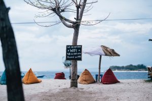 How to Avoid Digital Entrepreneur Burnout: Tips from a Digital Wellness Coach Clo S